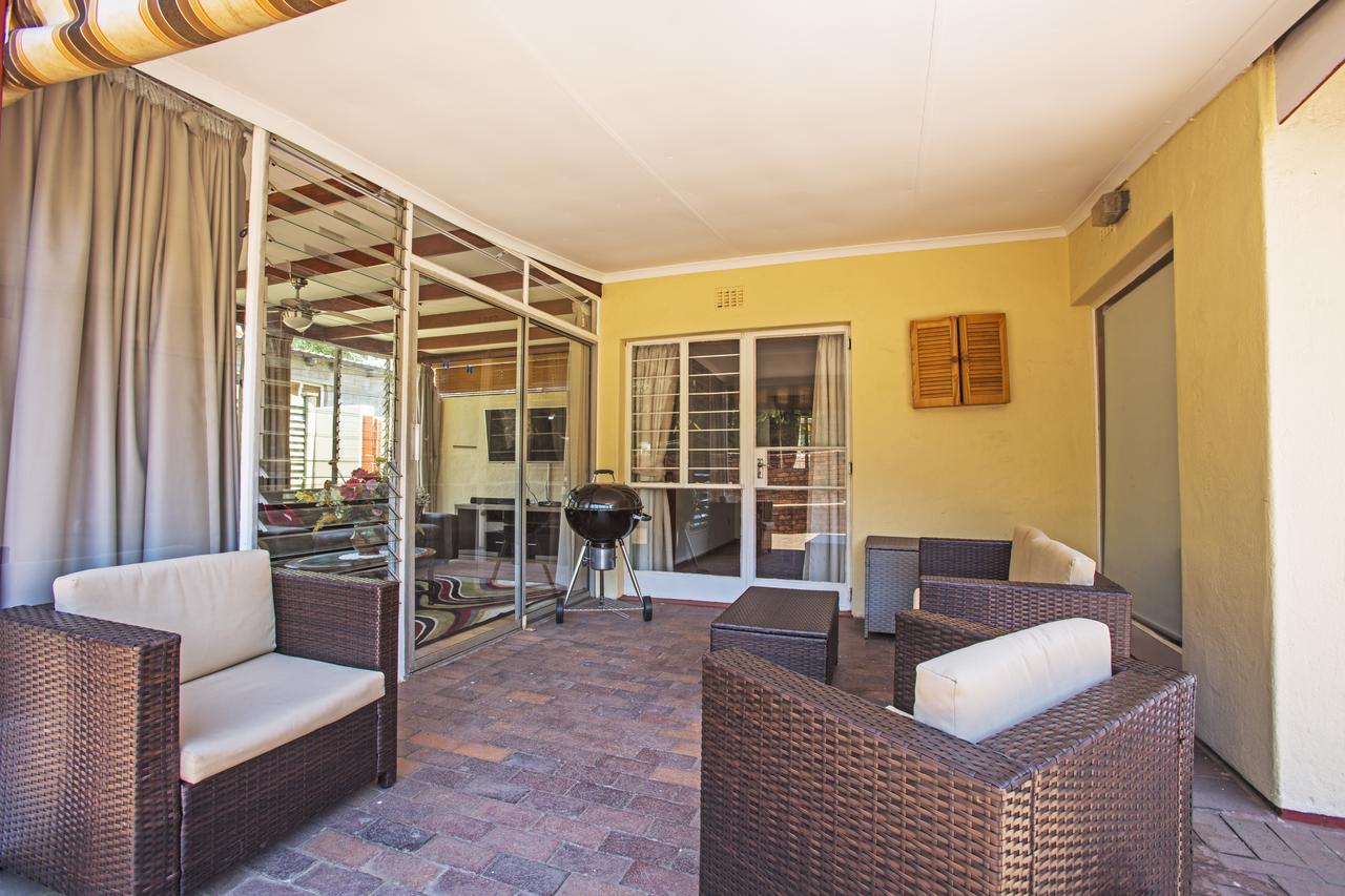 Chalet No. 2 Petunia Johannesburg Kültér fotó