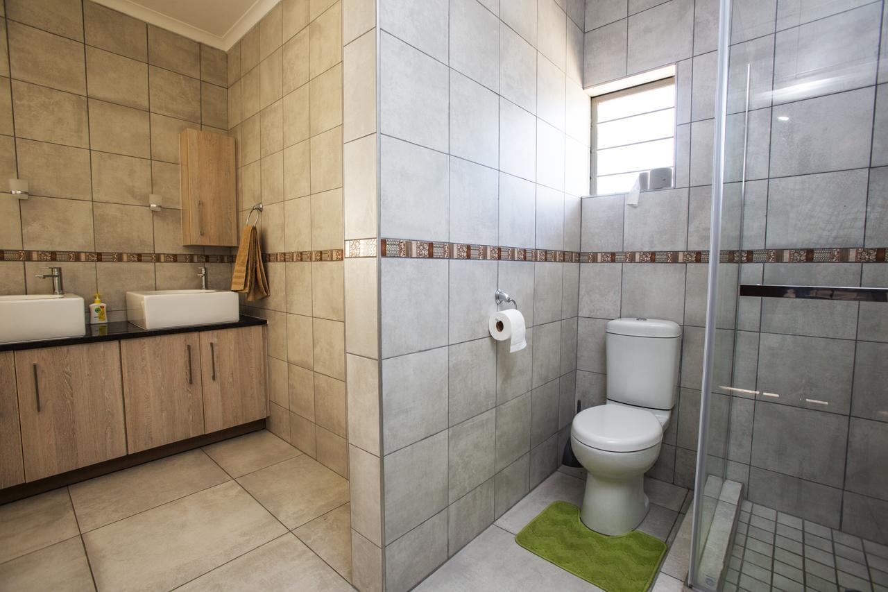 Chalet No. 2 Petunia Johannesburg Kültér fotó