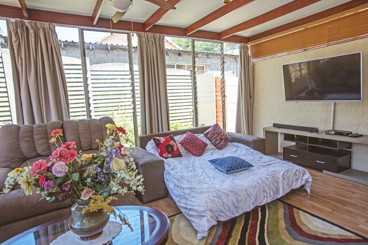 Chalet No. 2 Petunia Johannesburg Kültér fotó