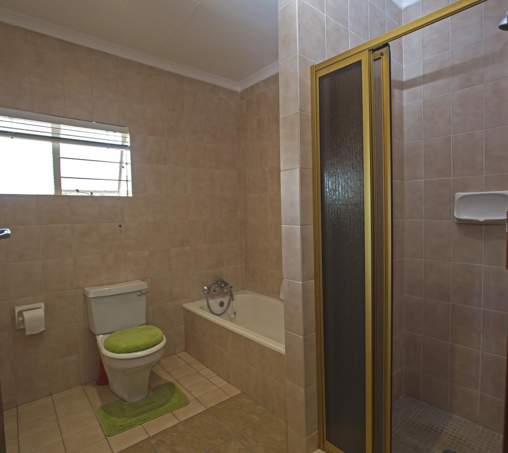 Chalet No. 2 Petunia Johannesburg Kültér fotó