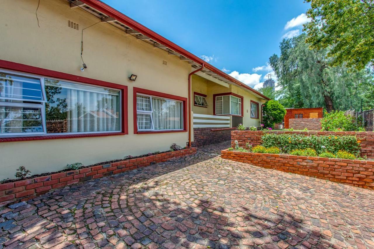 Chalet No. 2 Petunia Johannesburg Kültér fotó